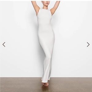 Skims soft lounge sleeveless maxi dress in marble white. NWT size xs